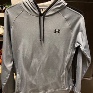 Under Armour Sweatshirt